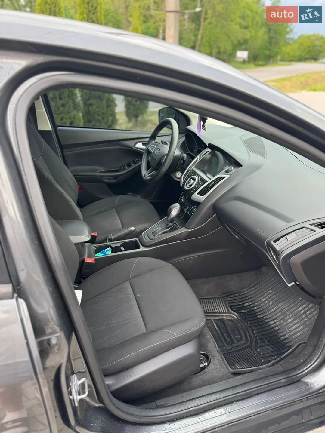 2017 Ford Focus - мініатюра 11