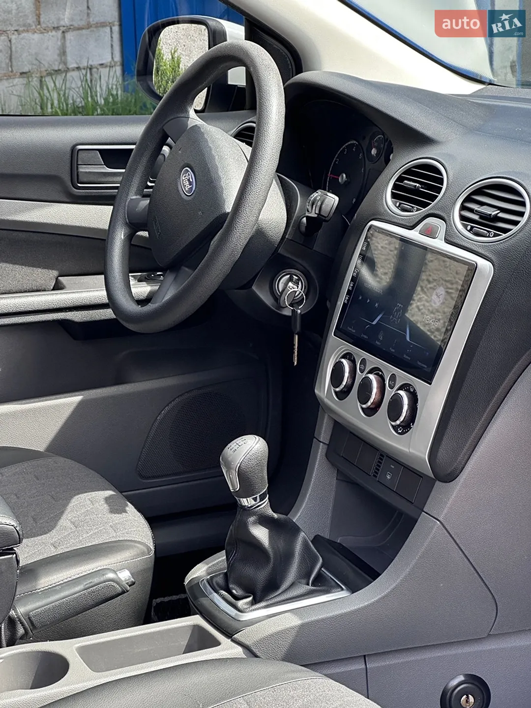 2010 Ford Focus - мініатюра 8