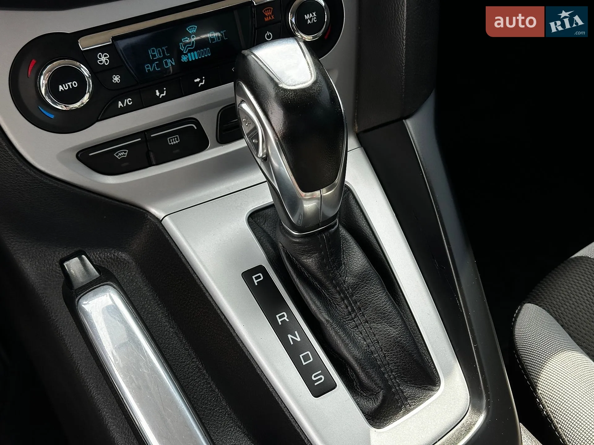 2011 Ford Focus - мініатюра 23