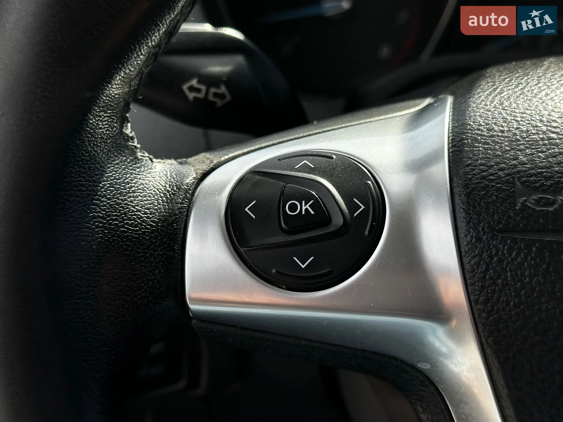 2011 Ford Focus - мініатюра 28