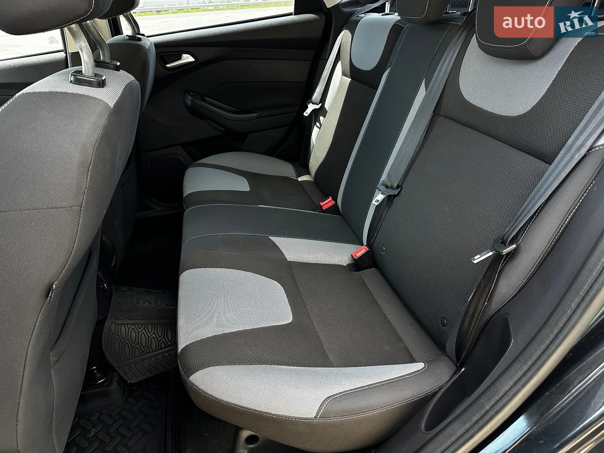 2011 Ford Focus - мініатюра 33