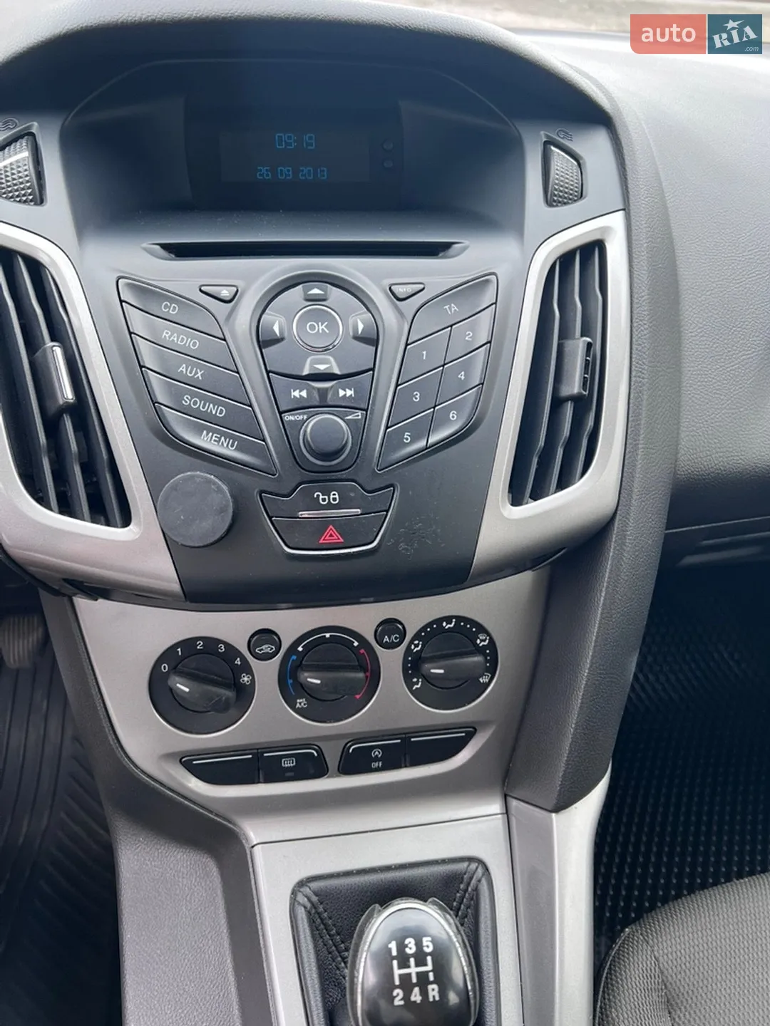 2013 Ford Focus - мініатюра 9
