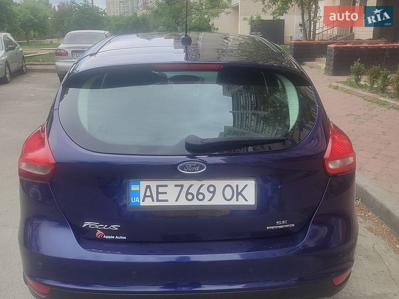 Хэтчбек Ford Focus 2016 в Киеве