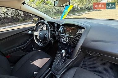 Седан Ford Focus 2016 в Днепре