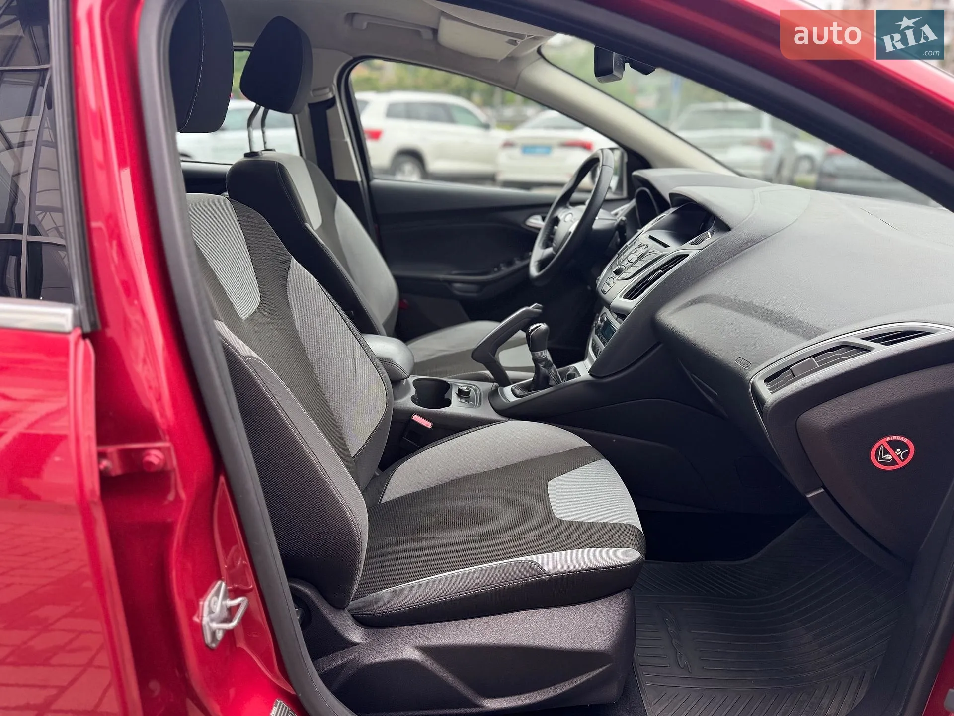 2011 Ford Focus - мініатюра 18