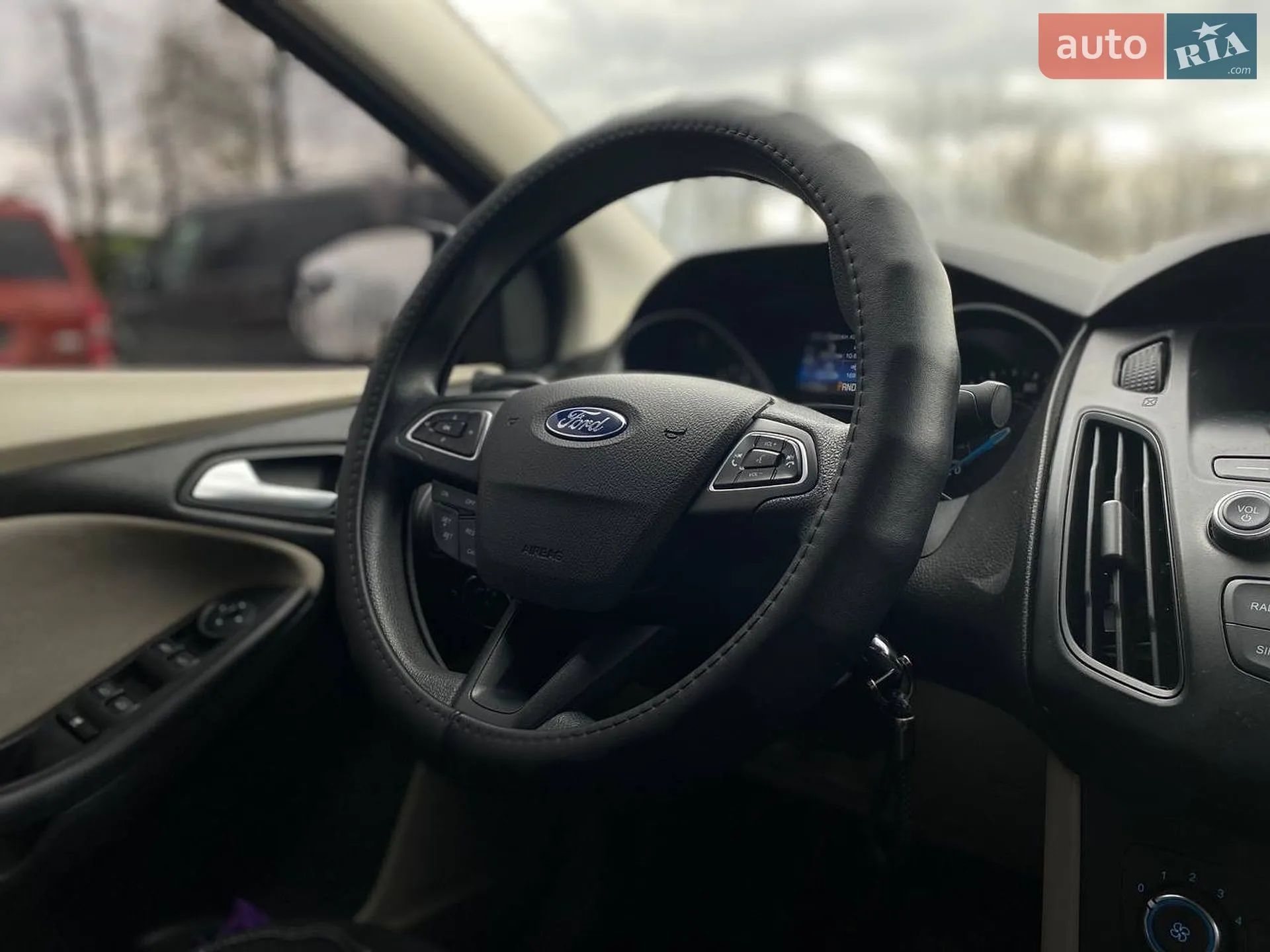 2017 Ford Focus - мініатюра 42