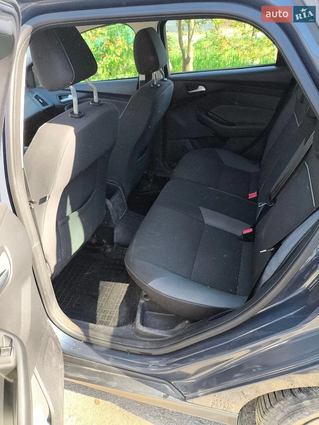 2011 Ford Focus - мініатюра 12