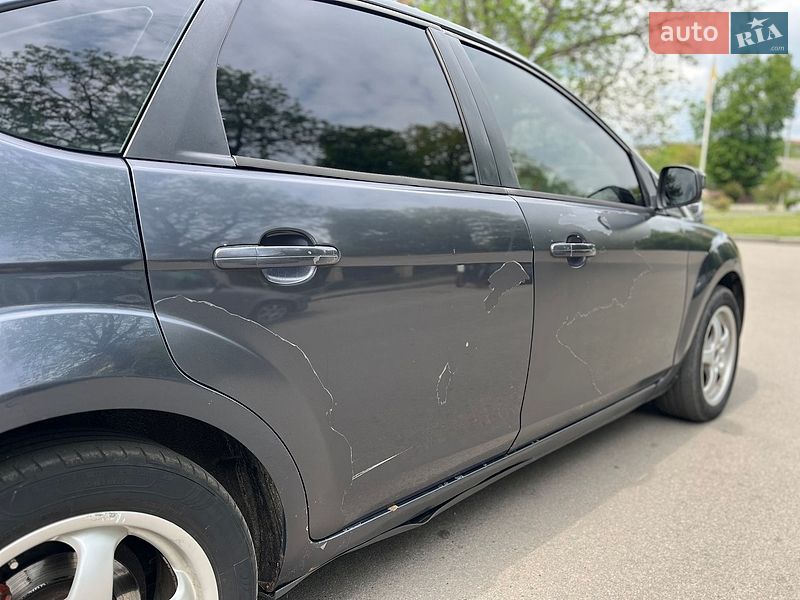 Хэтчбек Ford Focus 2010 в Василькове