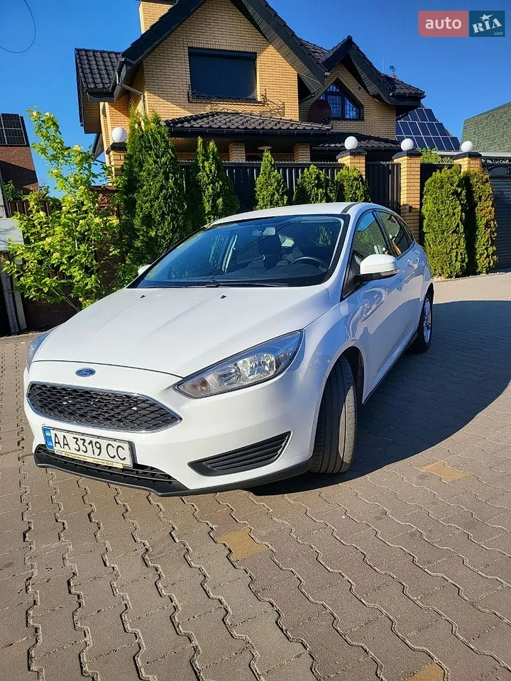 2017 Ford Focus - мініатюра 19
