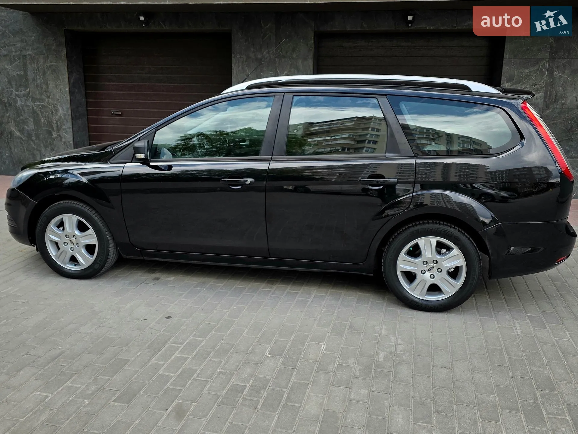 2010 Ford Focus - мініатюра 12