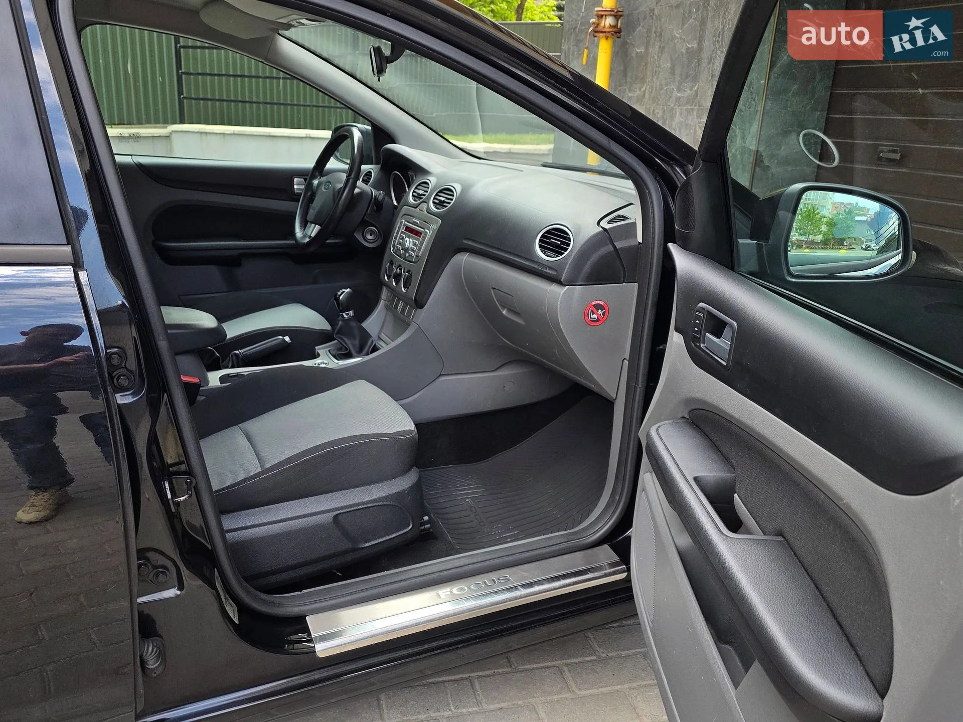 2010 Ford Focus - мініатюра 35