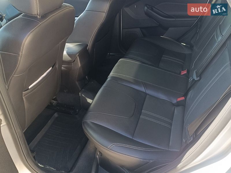 Хетчбек Ford Focus 2012 в Острозі