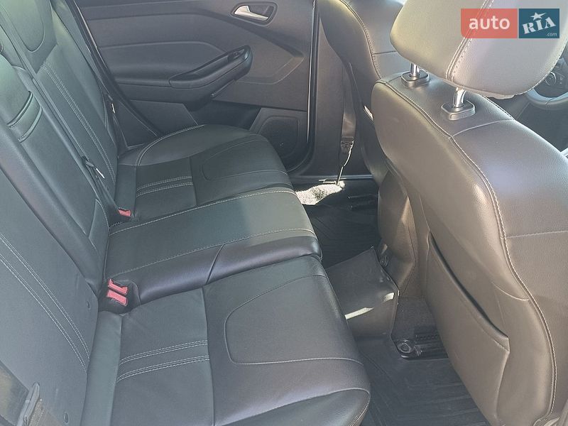 Хетчбек Ford Focus 2012 в Острозі