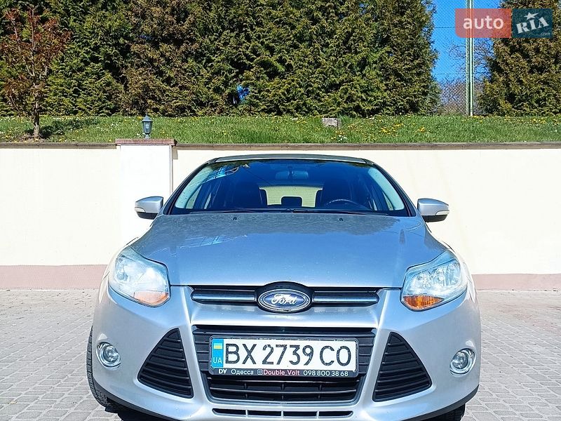 Хетчбек Ford Focus 2012 в Острозі