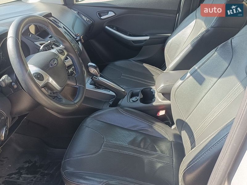 Хетчбек Ford Focus 2012 в Острозі