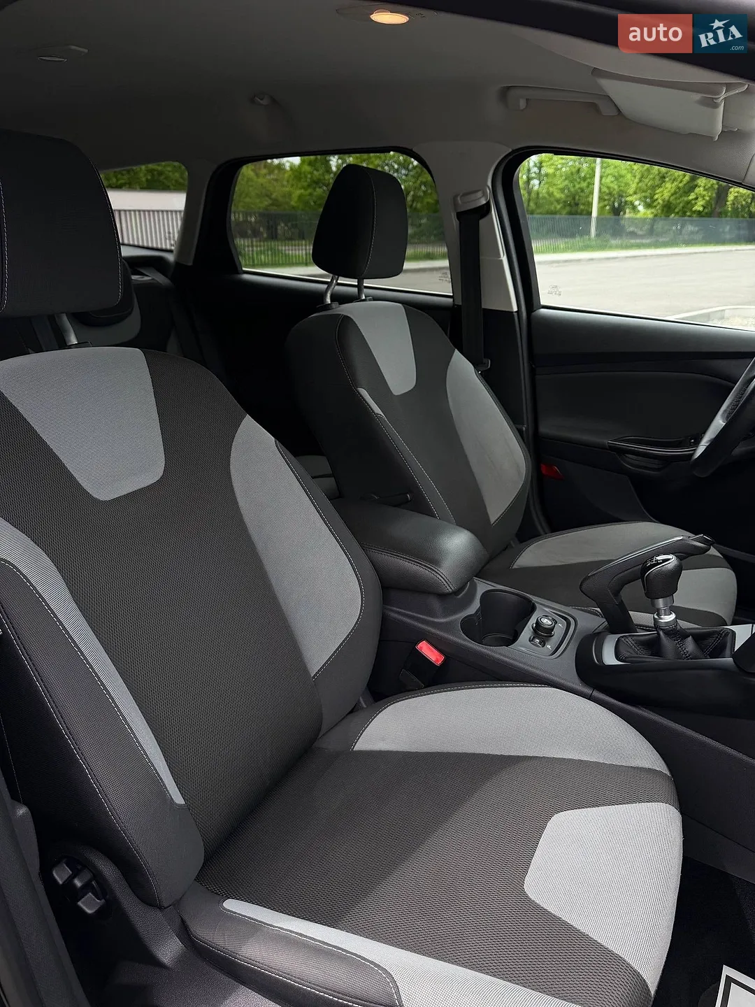 2012 Ford Focus - мініатюра 11
