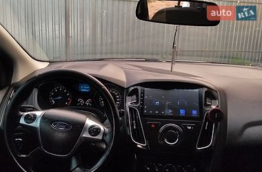 Хэтчбек Ford Focus 2014 в Львове фото 5 Хэтчбек Ford Focus 2014 в Львове