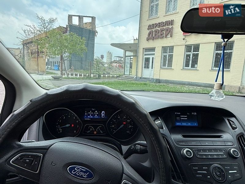 Седан Ford Focus 2015 в Львове фото 10 Седан Ford Focus 2015 в Львове