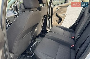 Хэтчбек Ford Focus 2015 в Львове фото 18 Хэтчбек Ford Focus 2015 в Львове