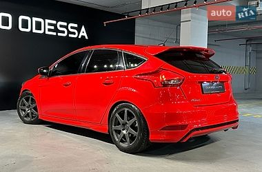 Хэтчбек Ford Focus 2017 в Одессе
