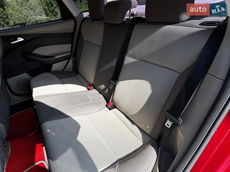 Седан Ford Focus 2014 в Білогородці фото 29 Седан Ford Focus 2014 в Білогородці