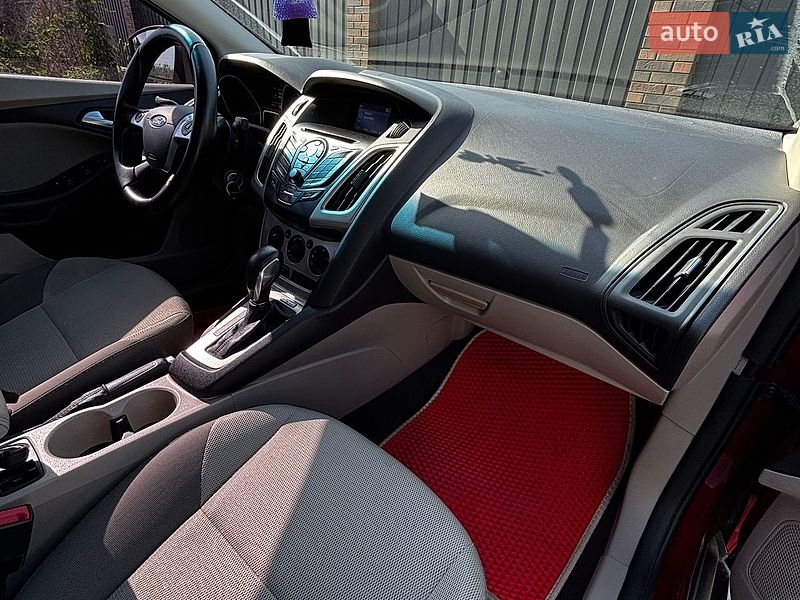 Седан Ford Focus 2014 в Білогородці фото 31 Седан Ford Focus 2014 в Білогородці