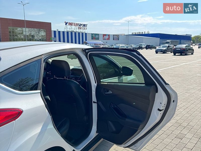 Хетчбек Ford Focus 2016 в Одесі