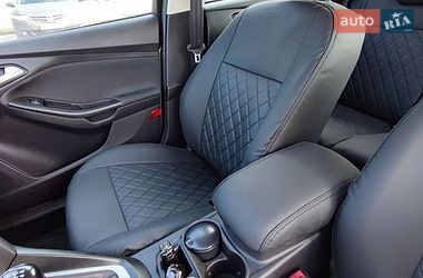 Хэтчбек Ford Focus 2014 в Киеве фото 8 Хэтчбек Ford Focus 2014 в Киеве