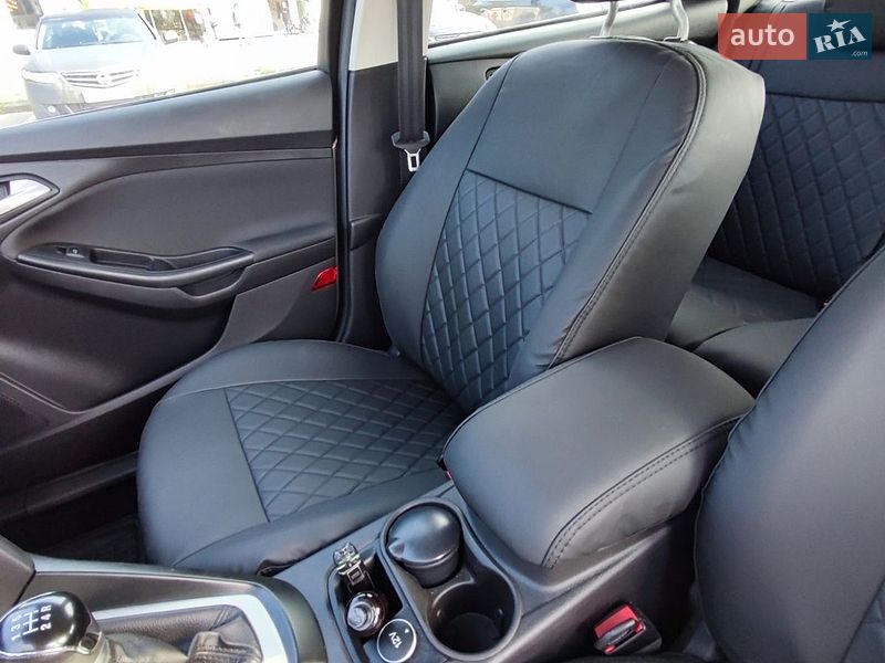 Хэтчбек Ford Focus 2014 в Киеве фото 8 Хэтчбек Ford Focus 2014 в Киеве