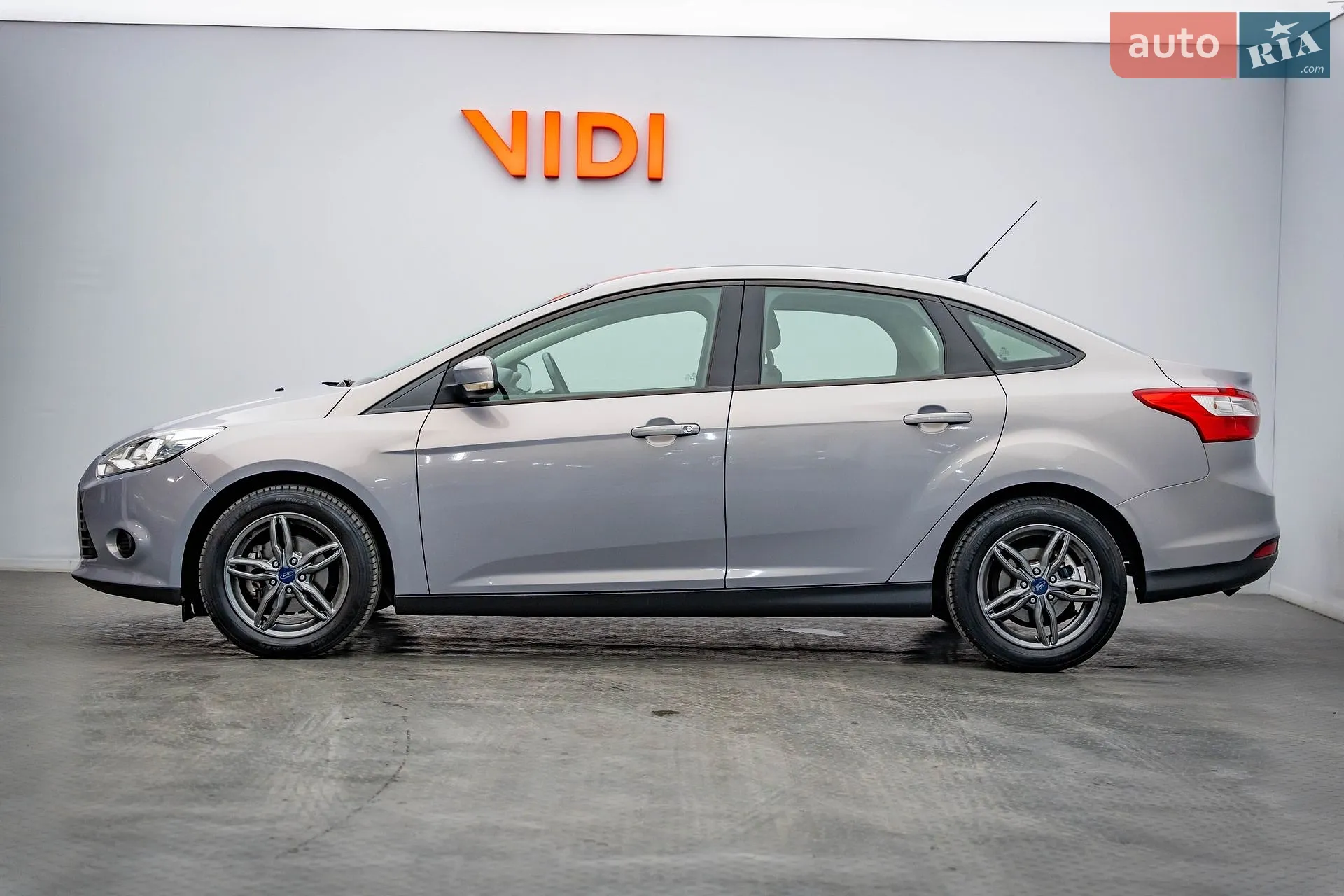 2013 Ford Focus - мініатюра 3