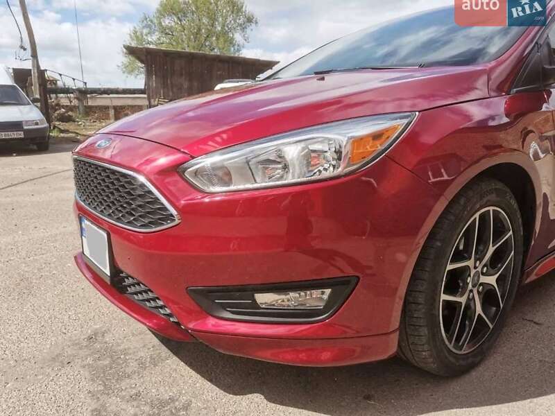 Седан Ford Focus 2016 в Киеве