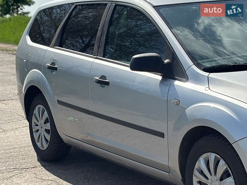 Універсал Ford Focus 2006 в Смілі