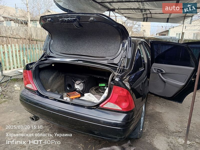 Седан Ford Focus 2000 в Изюме