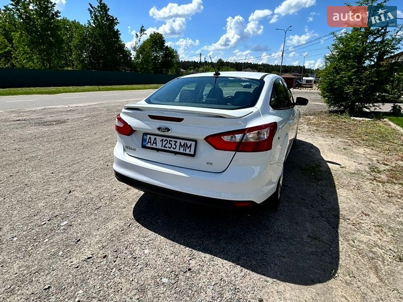 Седан Ford Focus 2013 в Киеве