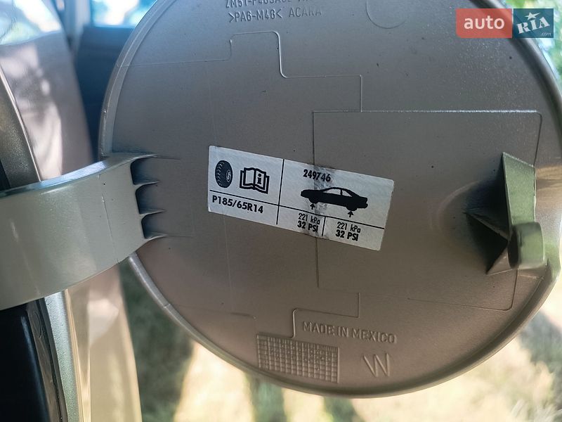 Седан Ford Focus 2002 в Обухові