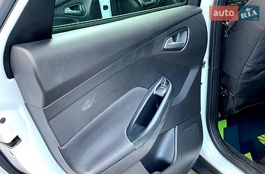Хэтчбек Ford Focus 2017 в Киеве