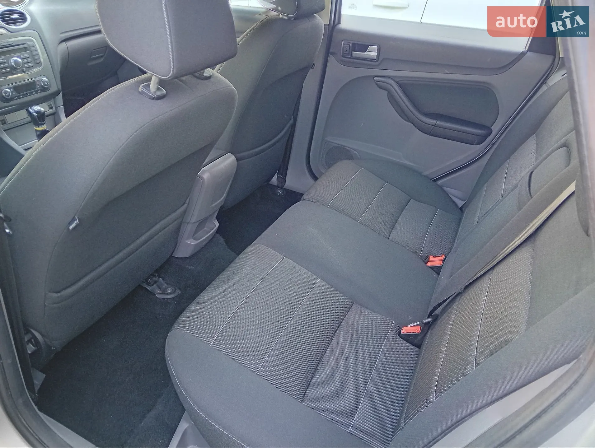 2010 Ford Focus - мініатюра 7