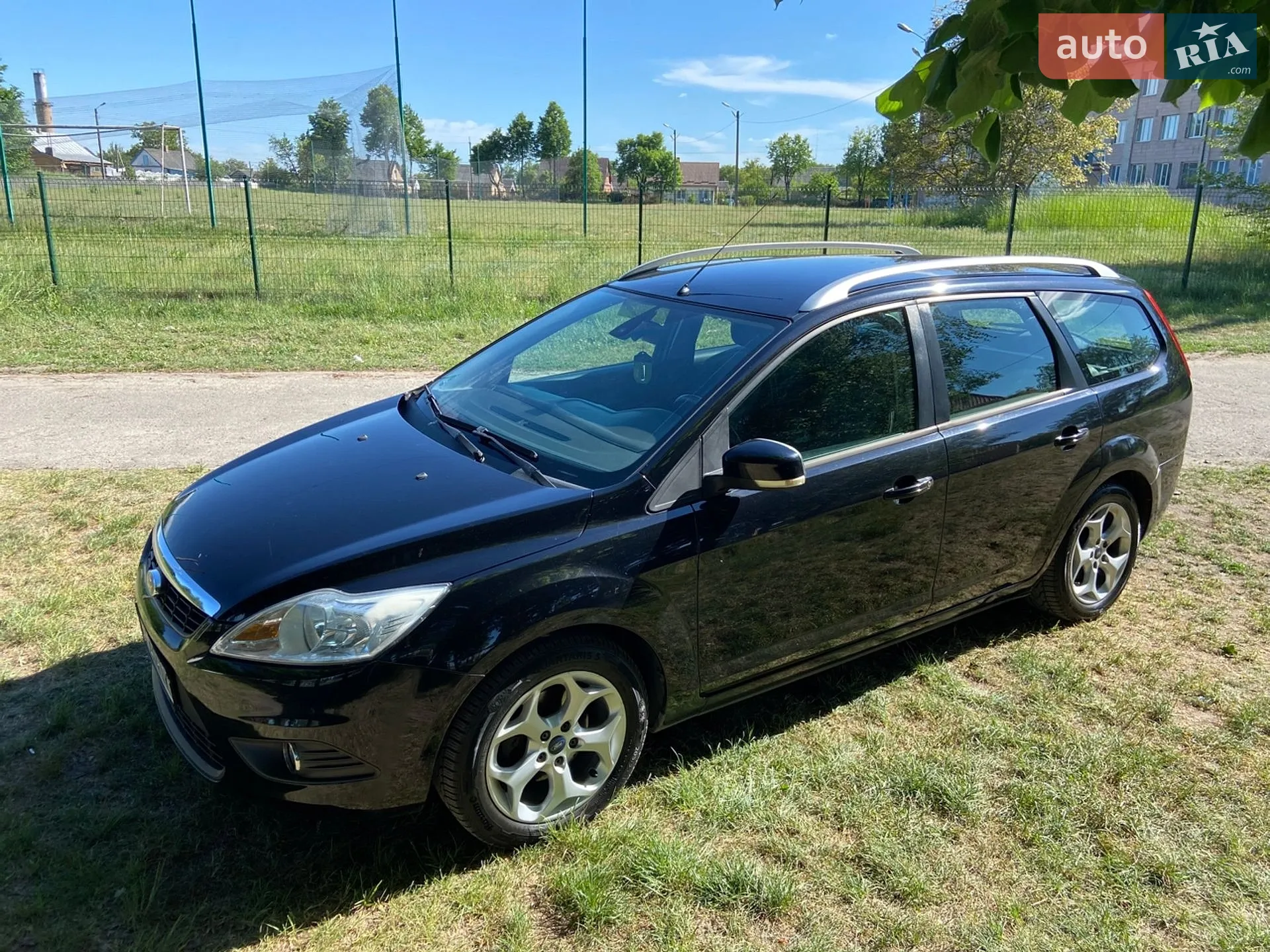 2010 Ford Focus - мініатюра 8