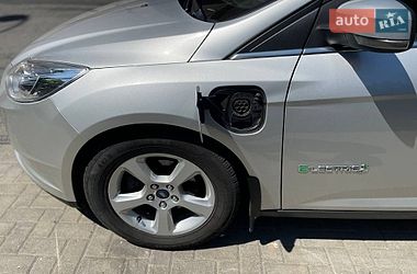 Хетчбек Ford Focus 2018 в Чернівцях