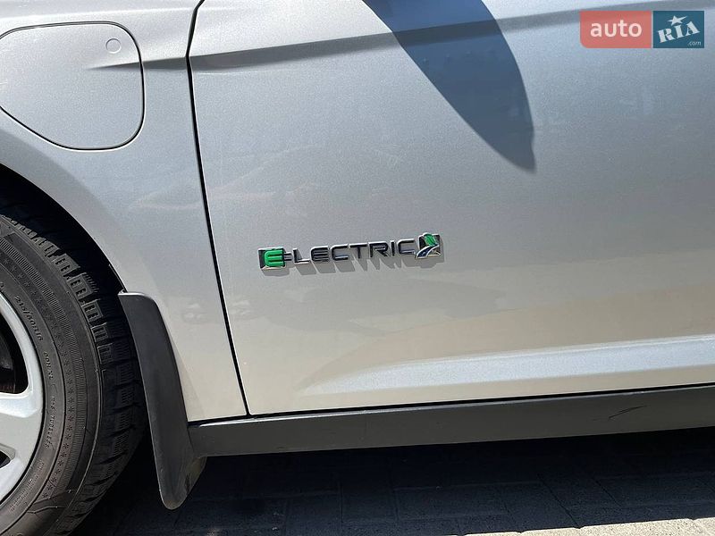 Хетчбек Ford Focus 2018 в Чернівцях
