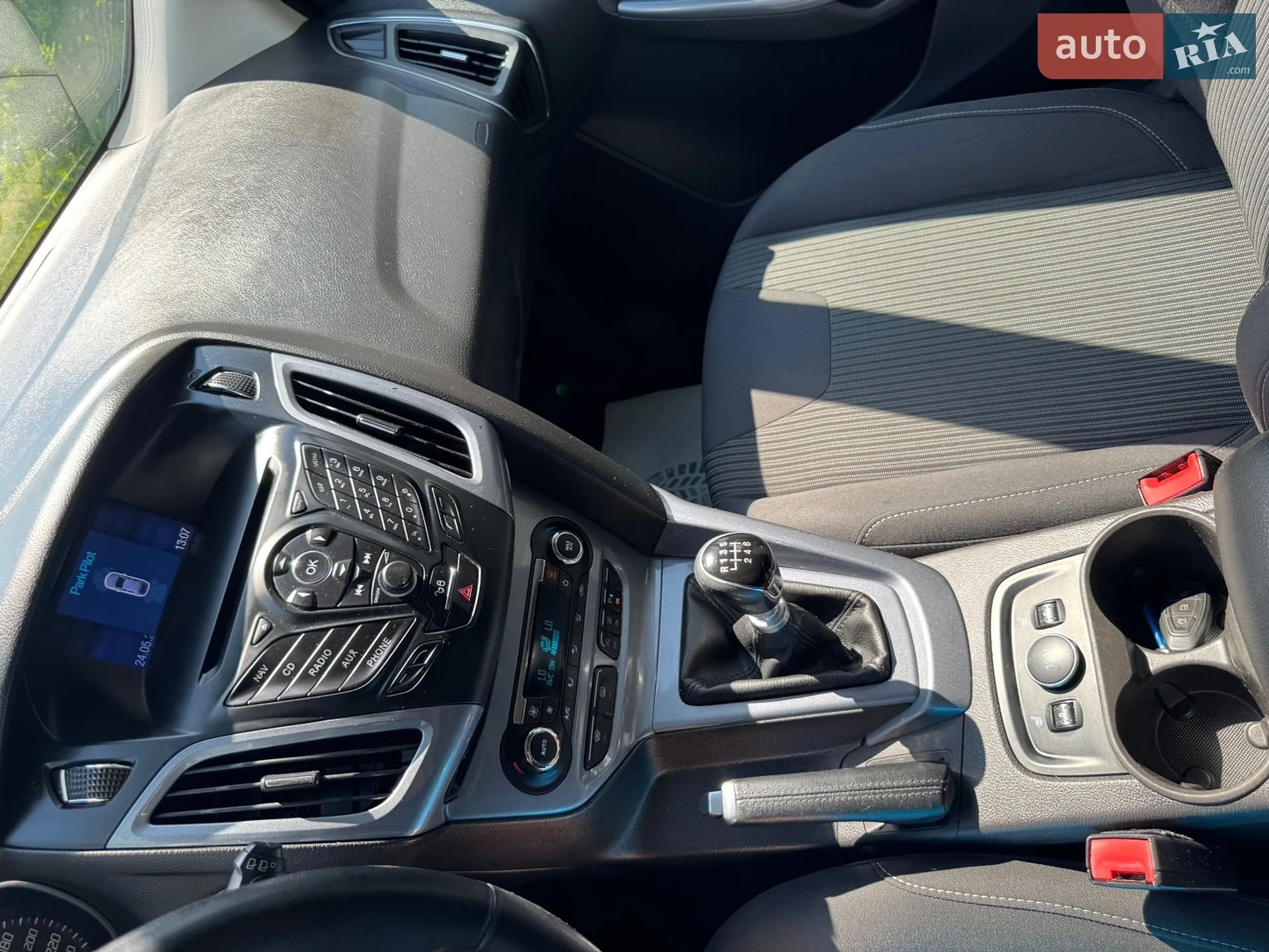 2014 Ford Focus - мініатюра 92