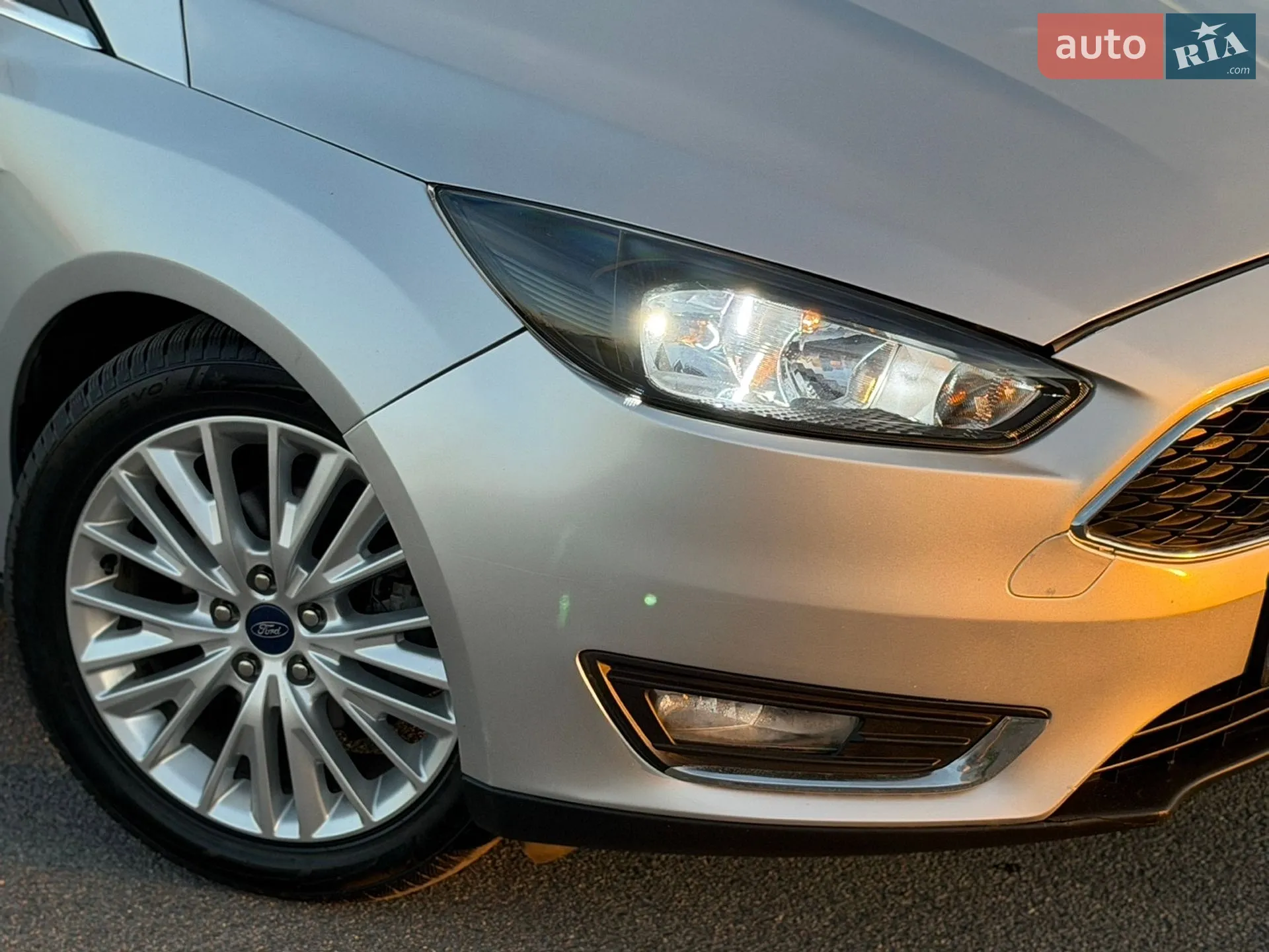 2017 Ford Focus - мініатюра 17