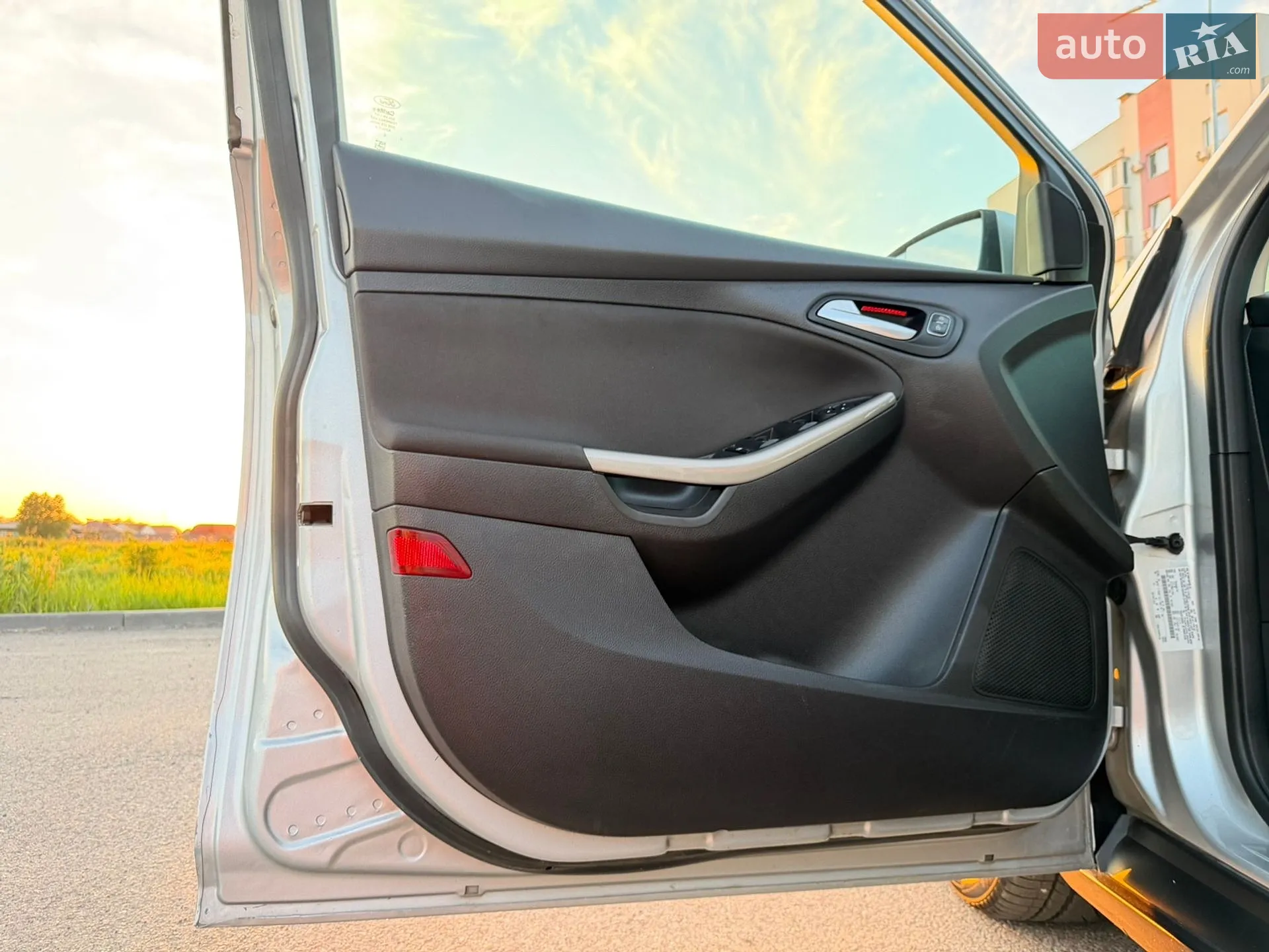 2017 Ford Focus - мініатюра 27
