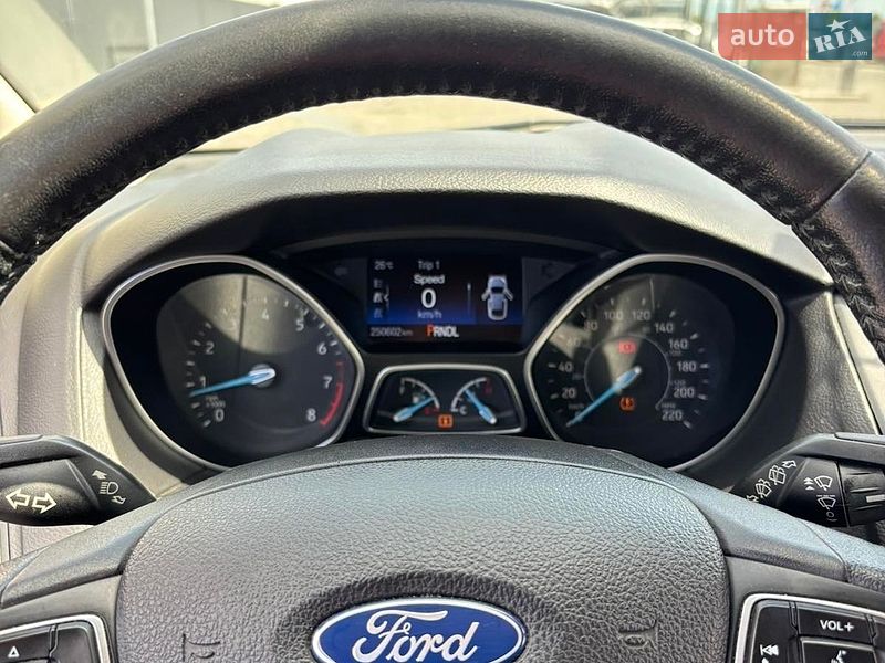 Хэтчбек Ford Focus 2015 в Мукачево фото 4 Хэтчбек Ford Focus 2015 в Мукачево