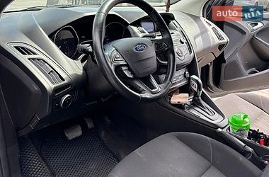 Хэтчбек Ford Focus 2015 в Ужгороде