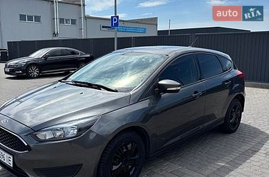 Хэтчбек Ford Focus 2015 в Ужгороде