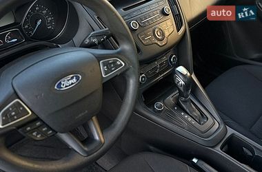 Седан Ford Focus 2016 в Ужгороде