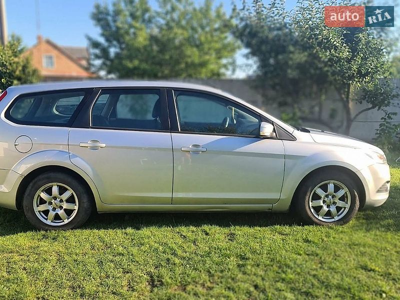 Універсал Ford Focus 2010 в Луцьку