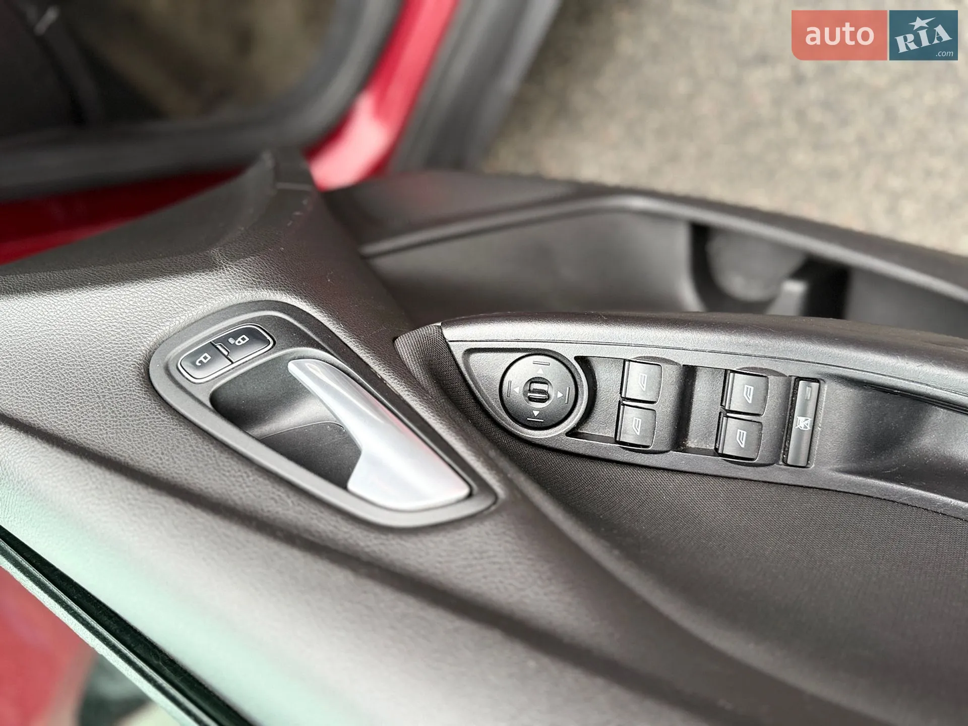 2016 Ford Focus - мініатюра 15