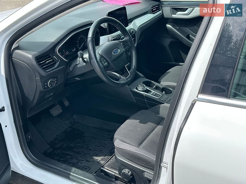 Хетчбек Ford Focus 2020 в Києві фото 15 Хетчбек Ford Focus 2020 в Києві